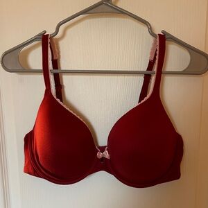 Victoria’s Secret BODY by Victoria Red Lace-Trim T-Shirt Bra